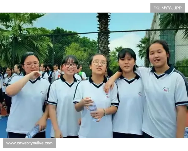 啦啦队发起倡议 共建赛场积极向上新风尚 啦啦队发起倡议 共建赛场积极向上新风尚