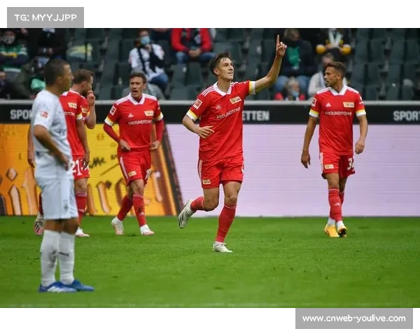 多特蒙德vs门兴战术前瞻:中场绞杀与边路进攻的博弈 多特蒙德vs门兴战术前瞻:中场绞杀与边路进攻的博弈